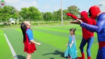 Super Hero Soccer Superman vs Spiderman & Frozen Elsa Baby Play Soccer Maleficent & Joker ball