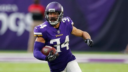 Andrew Sendejo picks off Jameis Winston