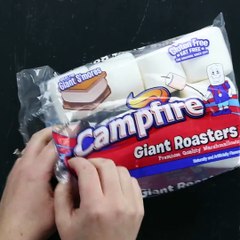 Halloween Marshmallow Pops