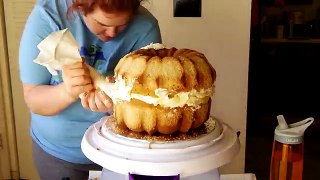 Teapot Cake Time Lapse