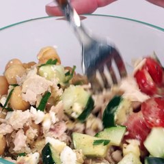 Make-Ahead Tuna Quinoa Toss