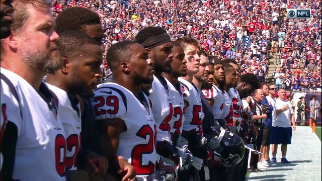 New England Patriots and Houston Texans share moment of unity