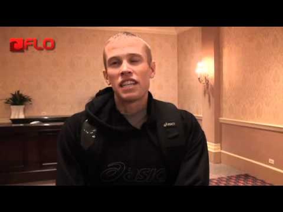Ryan Hall talks after at Chicago Marathon 2011