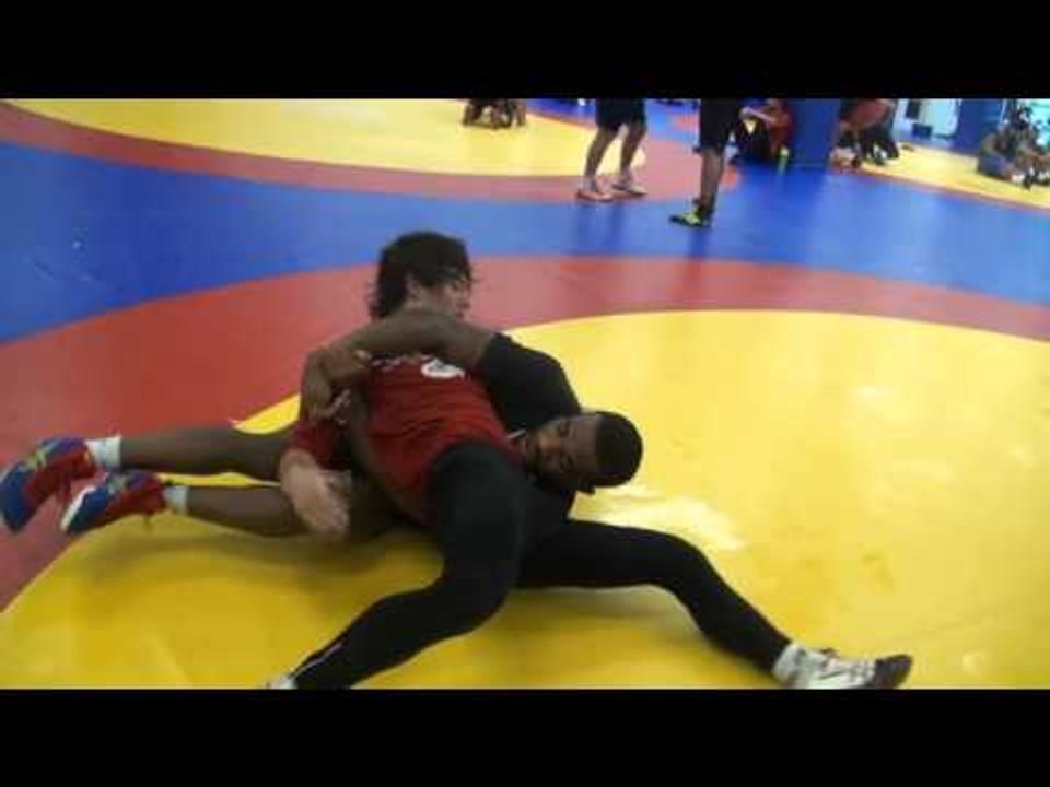Jordan Burroughs Working With Daton Fix