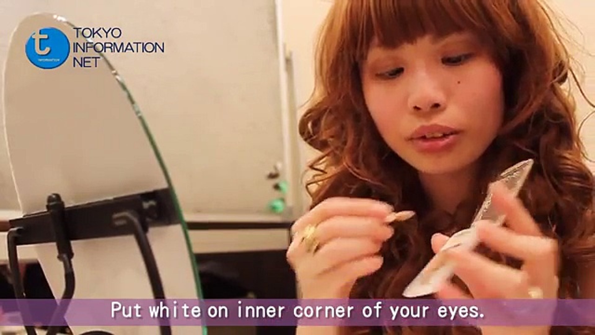 Japanese Girls: Latest Makeup Style in Tokyopart1 (English subtitle Version)