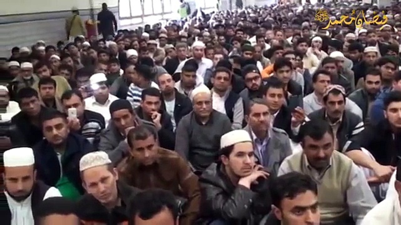 Bayan in Paris France