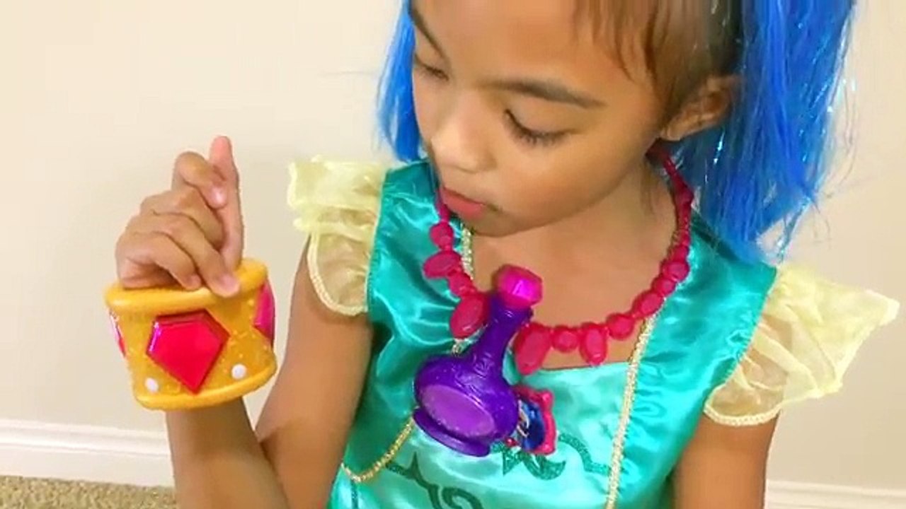 Shimmer and Shine Blue Haired Shine Dress Up Toys Unboxing | Toys Academy