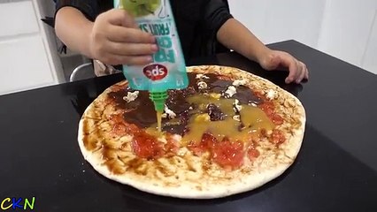 ♫DIY Giant Gummy Cola Bottle Easy Home Fun Kids Experiment Little Batman Mumma Bat Ckn Toy