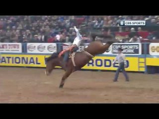Clayton Biglow Round 2 Bareback Riding at 2016 WNFR