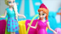 Elsa Anna FROZEN vão ao Parque de Diversão com Polly! Em Português Novelinha KidsToys