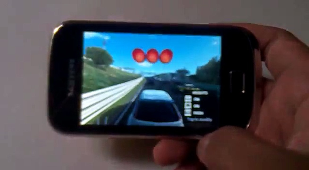 Real Racing 3 on Samsung Galaxy Mini 2