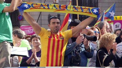 Au coeur de Barcelone, la Catalogne divisée sur l'indépendance