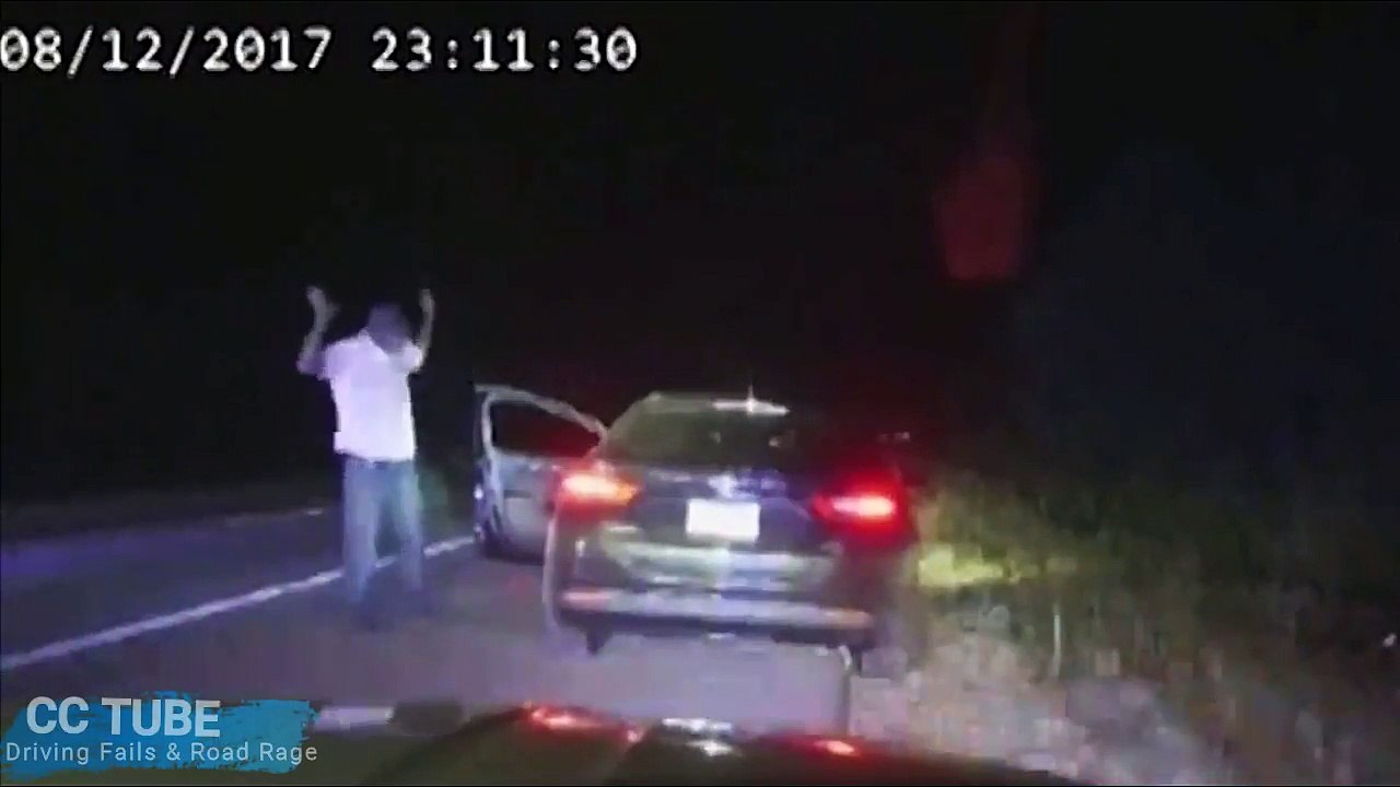 6 POLICE CHASES THAT ENDED BADLY FOR THE RUNAWAY DRIVERS