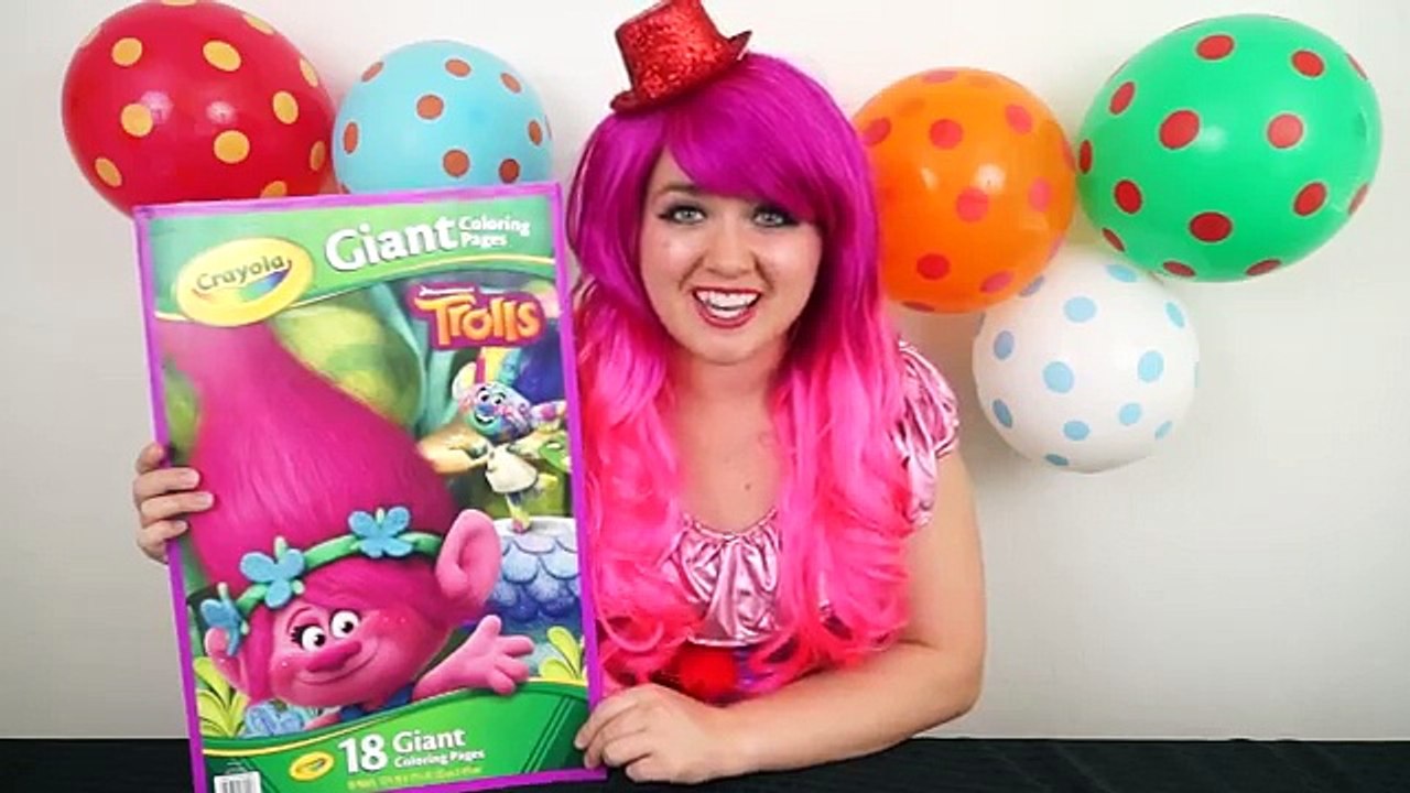 Coloring Trolls Smidge & Biggie GIANT Coloring Book Page Crayola Crayons | KiMMi THE CLOWN