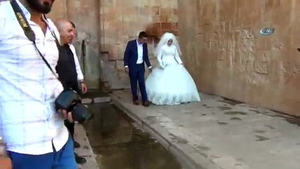 Evlenecek Çiftler Bu Şehre Akın Ediyor