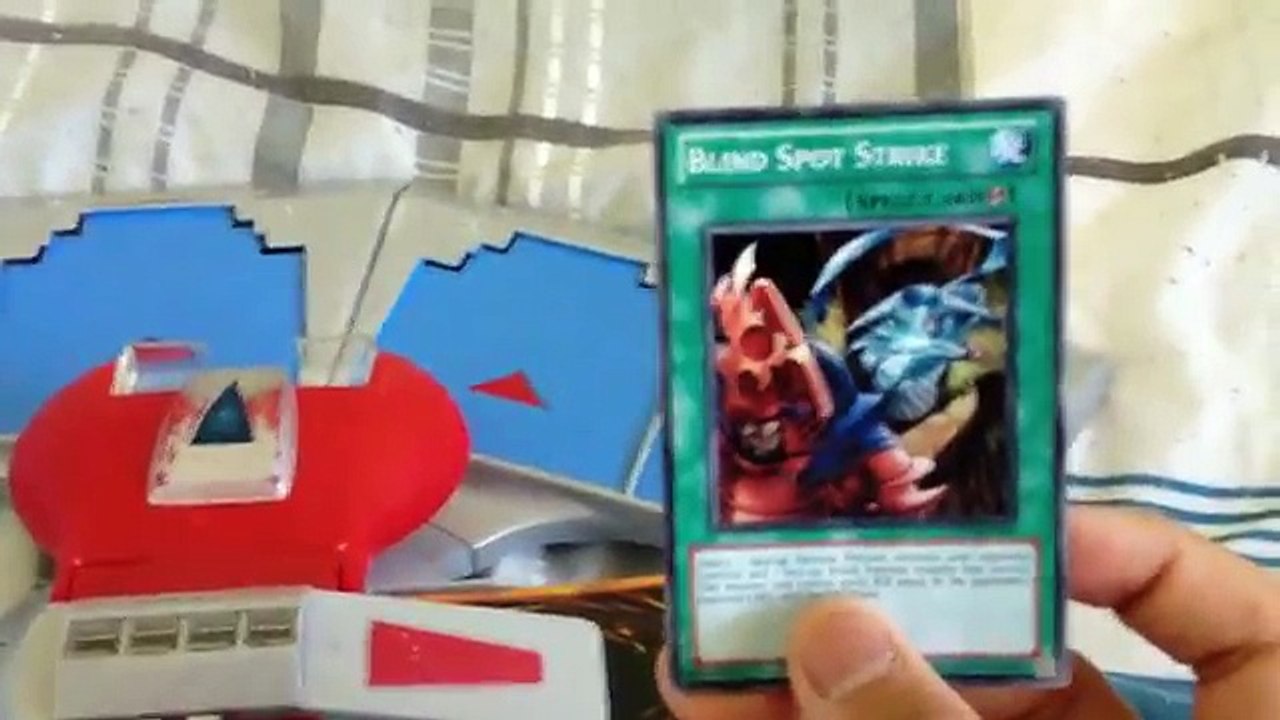 Yu Gi Oh! Duel Disk Battle City REVIEW