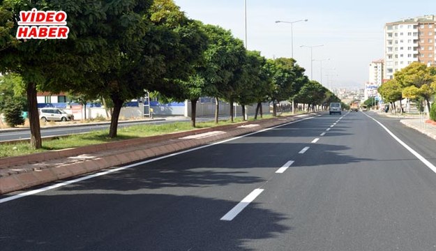 (25 Eylül 2017) MELİKGAZİ BELEDİYESİ ALPASLAN TÜRKEŞ BULVARI’NI ASFALTLADI