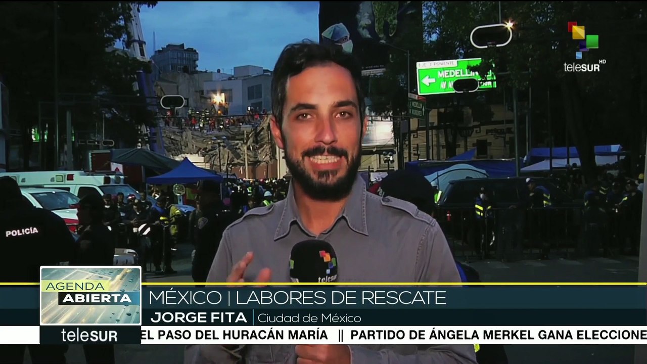 Continúan trabajos de rescate tras sismo en la Ciudad de México