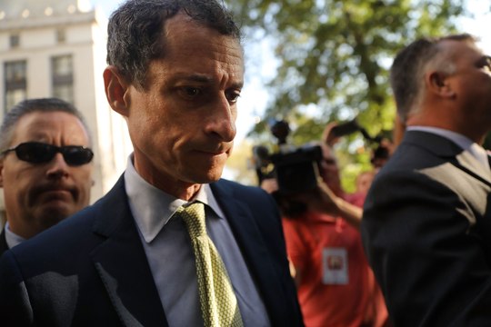 Anthony Weiner sentenced 21 months after sexting scandal
