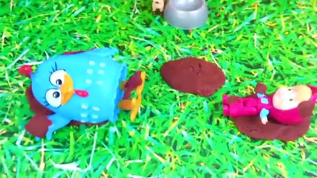 MASHA E O URSO TOMANDO BANHO COM A GALINHA PINTADINHA TINTAS DE BANHO EM PORTUGUES