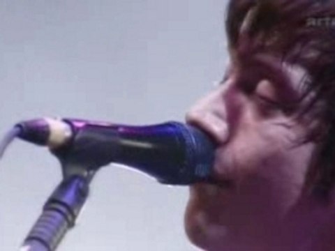 Arctic Monkeys - Fluorescent Adolescent (Benicassim 2007)