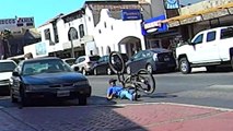 caminando por la calle y caida de ciclista septiembre 2017