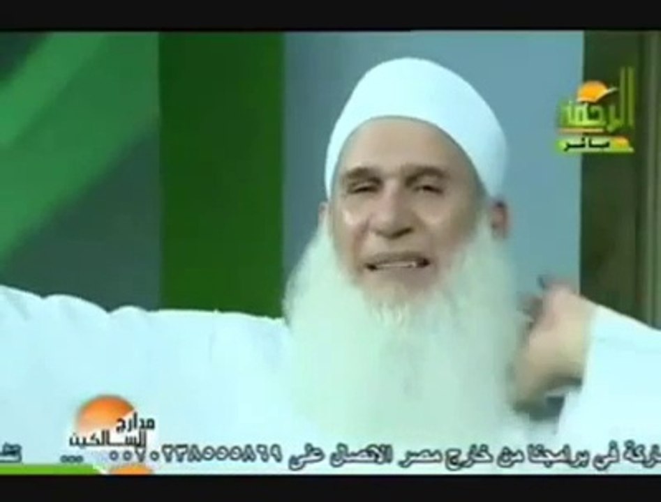 قال رسول الله صلي الله عليه وسلم: من غسل يوم الجمعة واغتسل ثم بكر وابتكر ومشى ولم يركب