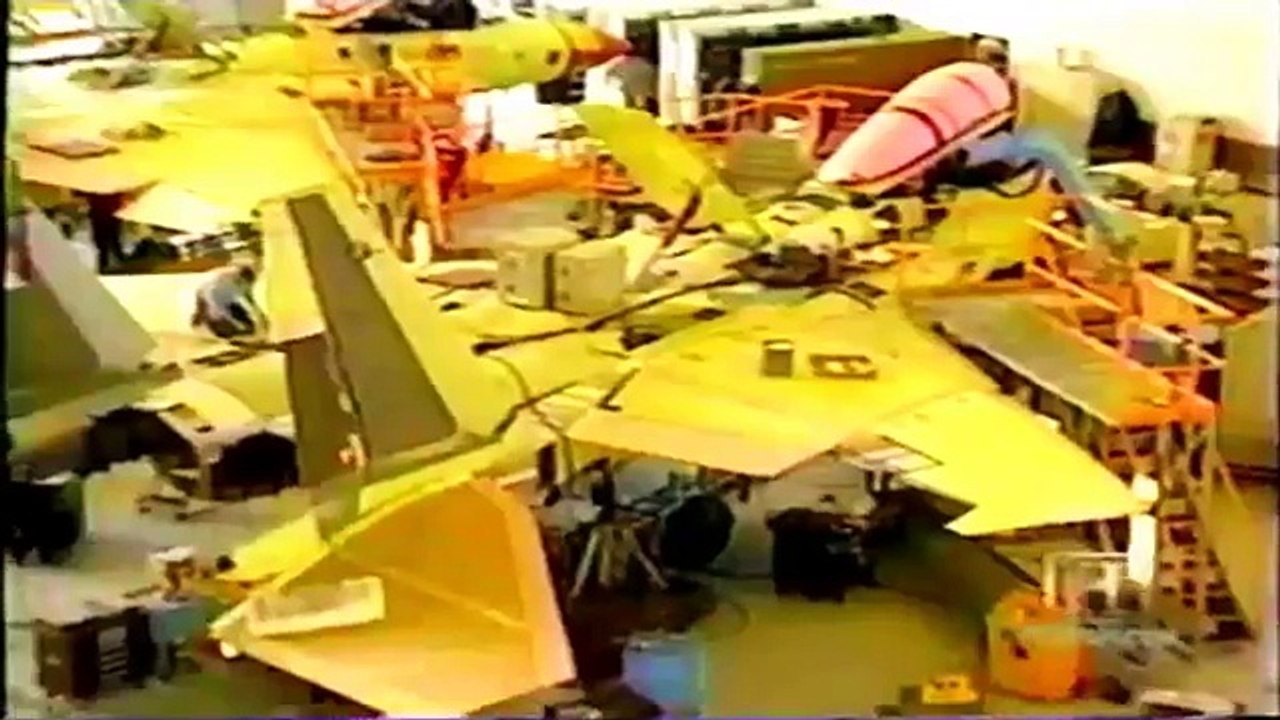 Lockheed Martin F-22 Raptor - Worlds Deadliest Jet Fighter Plane - Military Documentary C