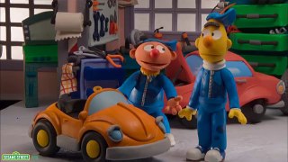Sesame Street: Bert and Ernies Great Adventures -- Car Mechanics