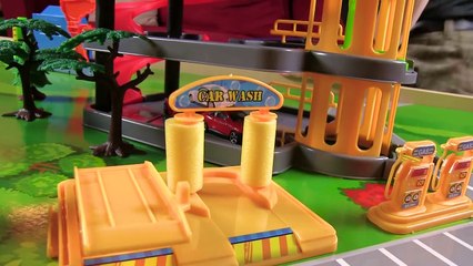 Hot Wheels and Fast Lane Skyline Parking Garage Playset | Cars for Kids