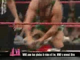 Raw 5 11 07 Jeff Hardy & Mysterio vs Finlay & Kennedy-part-2