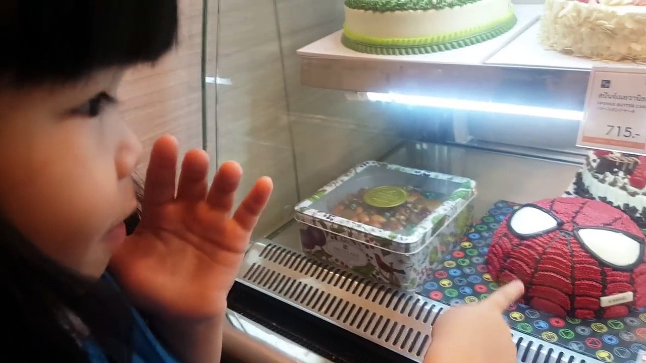 น้องถูกใจ _ เซอร์ไพรส์วันเกิด Happy Birth Day คุณแม่นกเล็ก ปี 2560-bSHJMBbO7bc