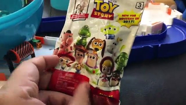Disney Toy Story Minis Toy Collection Woody Buzz Lightyear Toy Story 4 Movie Surprise Egg 토이스토리