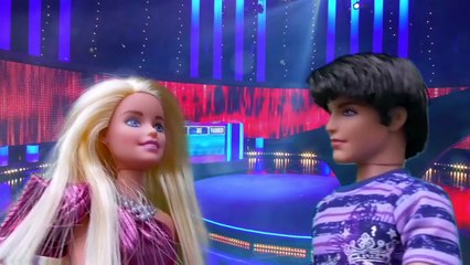 Los juguetes de titi es secuestrada | Ladybug y Cat Noir la rescatan en Episodios de Ladybug