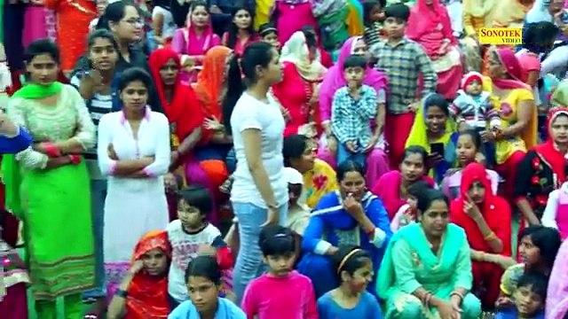 छोटी लड़की का सपना के साथ धमाके दार डांस । Sapna Dance New Live Dance Sapna 2017