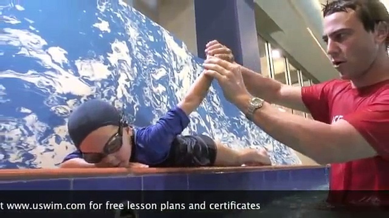 uSwim, Level 3, Skill 2 - Beginner Freestyle arms how to teach your child to swim, swimming lessons