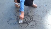 İstanbul - Özel)suriyeli Çocuklardan İstiklal Caddesi'nde Su ile Sanat
