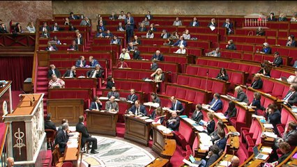 "Duo de claquettes" contre "arrogance juvénile" : passe d'armes à l'Assemblée lors du débat sur la loi antiterroriste
