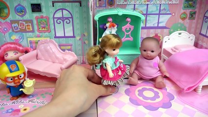 Baby doll house and baby crib and stroller toys play