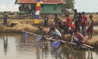 Lomba Balap Perahu Miniatur Jadi Hiburan Warga Pangkep