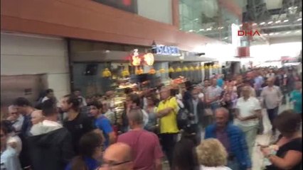 Sabiha Gökçen Havalimanı'nda "Polnet" Kuyruğu