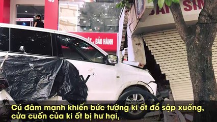 Cận cảnh cú nhấn ga "tội lỗi" đâm đổ sập bức tường nhà dân
