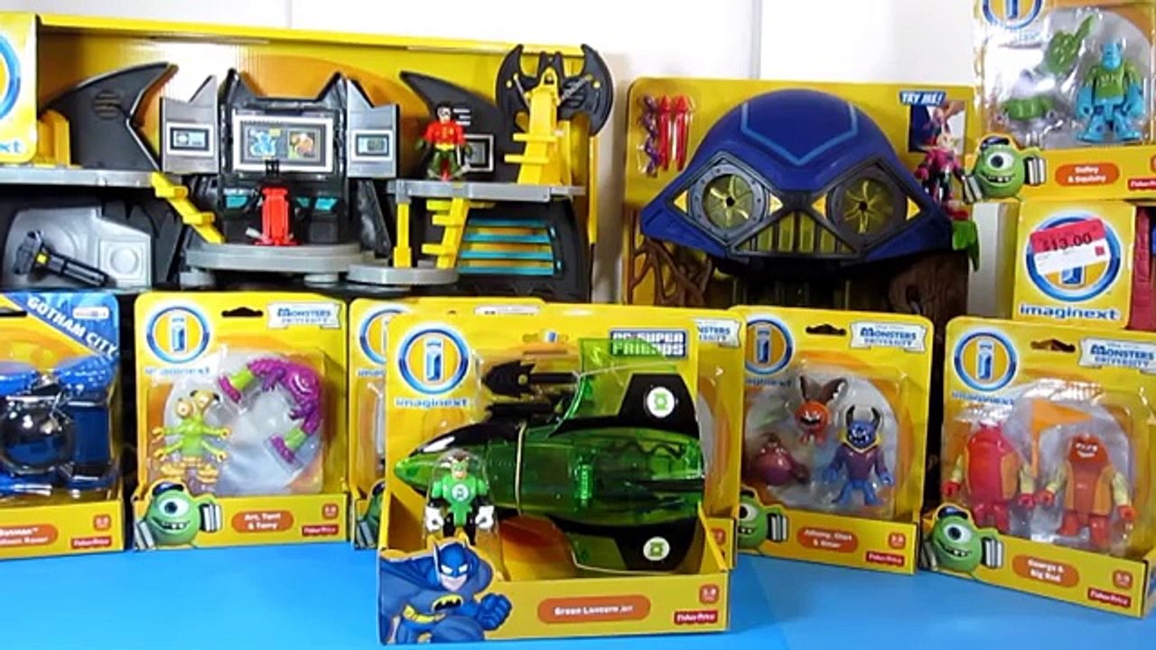 Et chauve souris homme chauve-souris pêcheur amis héros manchot prix monde Dc super cyborg atv cycle joker