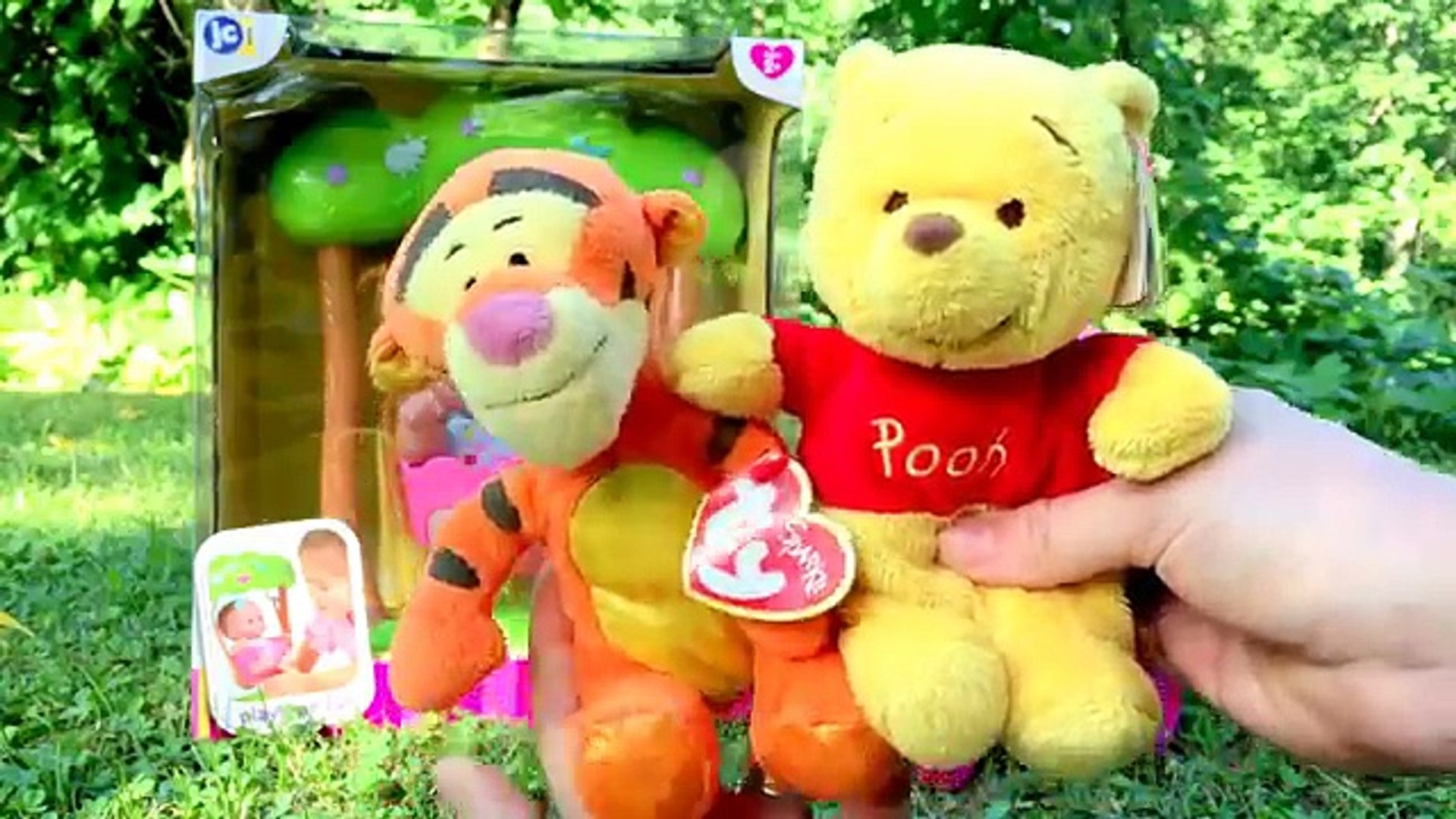 ⁣Twin Babies Baby Dolls Lil Cutesies Doll Swing Playing at The Park Winnie Pooh Tigger Toy Video
