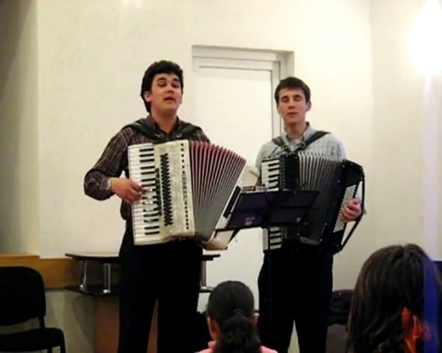 Beni Cibu si Filip - Cu tine ma laud mereu