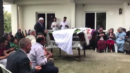 Trafik Kazasında Hayatını Kaybeden Aybüke Kulaksız'ın Cenazesi, Toprağa Verildi - Zonguldak