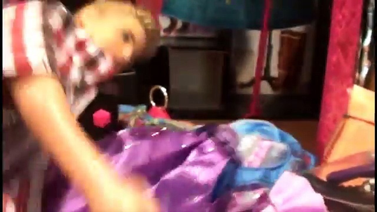 Frozen Elsa pregnant! Elsa has a baby with Prince Felix Boy or girl? Anna Elsa videos Toys In Action