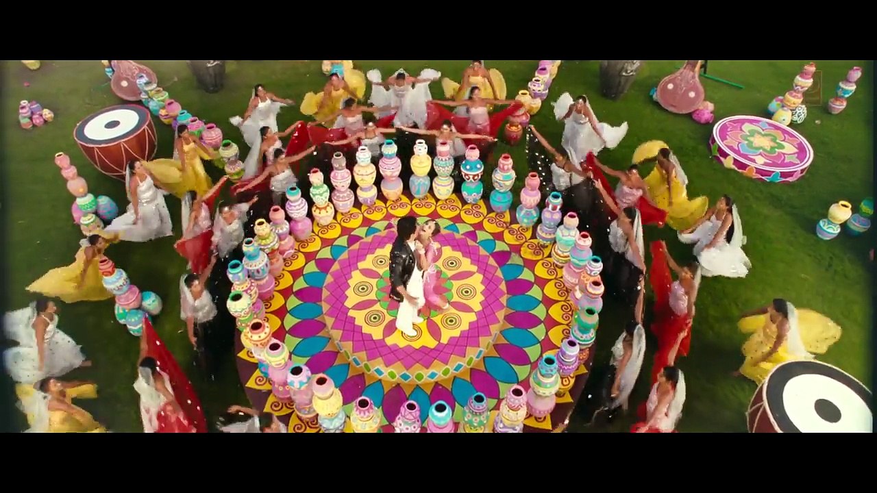 Ooh La La Tu Hai Meri Fantasy Full Song _ The Dirty Picture _ Vidya Balan