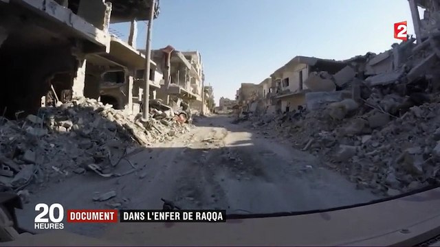 DOCUMENT FRANCE 2. Dans Raqqa défigurée, les derniers combats pour reprendre le fief des jihadistes en Syrie