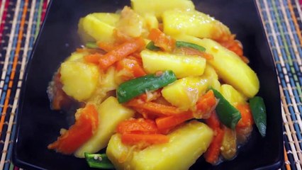Ethiopian Food - Potato & Carrot Alicha Recipe Mild Vegan stew Amharic English Injera